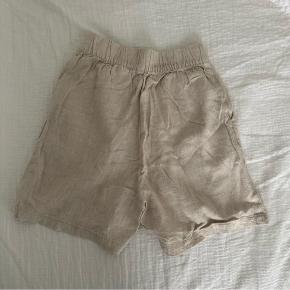H&M Linen Shorts - Picture 3 of 4